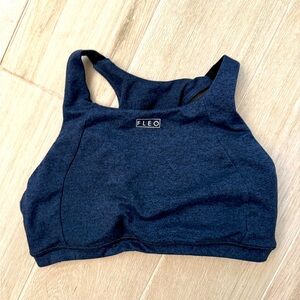 FLEO Jourdaine x Christmas Abbott